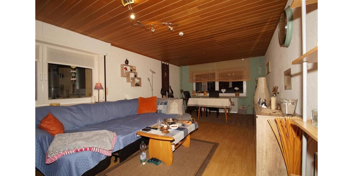 Erdgeschoßwohnung Büdingen - 3 Zimmer, 103 m&sup2;, 750&euro; | Angebot:25272818