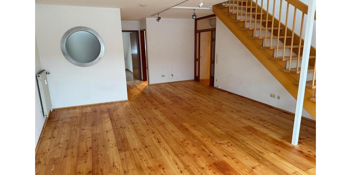 Maisonettenwohnung Aschaffenburg Damm - 3 Zimmer, 86 m&sup2;, 995&euro; | Angebot:27607675