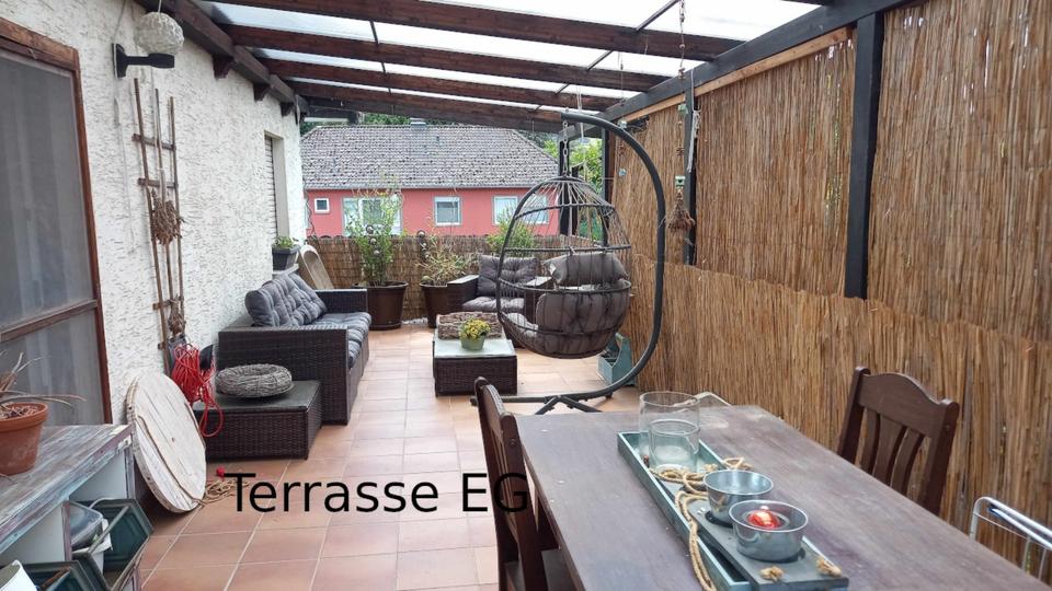 Einfamilienhaus Büdingen - 9 Zimmer, 173 m&sup2;, 499.000&euro; | Angebot:25806648