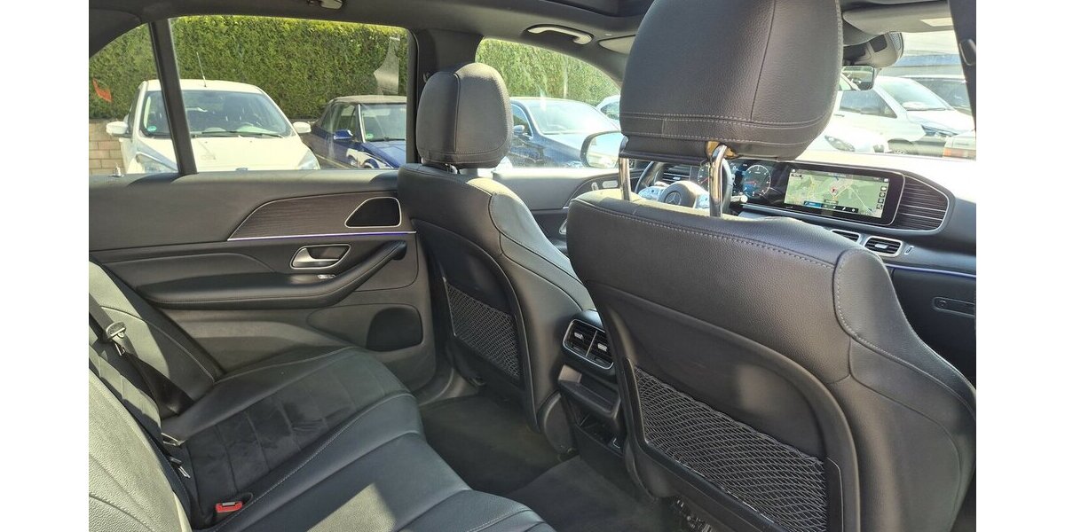 Mercedes-Benz GLE 400 d 4M AMG Line AHK Panorama Rückfahrkamera 83.401 km 57.890 &euro; Rodgau 63110