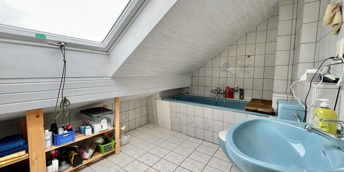 Einfamilienhaus Florstadt/Leidhecken Leidhecken - 5 Zimmer, 225 m&sup2;, 329.000&euro; | Angebot:25706159