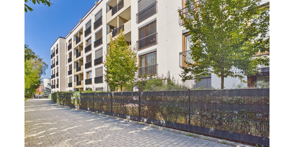 Attraktive Kapitalanlage in Bad Homburg: Möbliertes Apartment mit 2 Zimmern, Balkon und Aufzug - Etagenwohnung Bad Homburg vor der Höhe Berliner Siedlung/Gartenfeld | Angebot:27595825