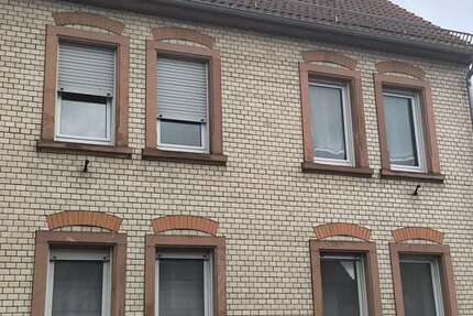 Haus Großkrotzenburg - 7 Zimmer, 115 m&sup2;, 449.000&euro; | Angebot:26066426