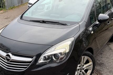 Opel Meriva 243.000 km 3.999 &euro; Frankfurt am Main 65933