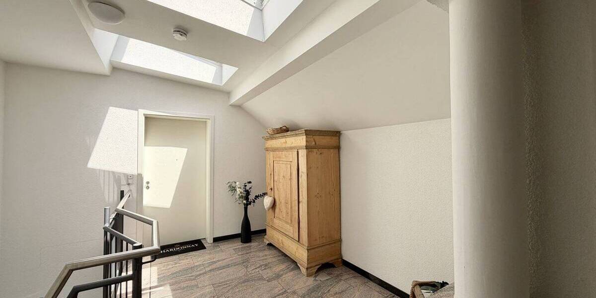 Etagenwohnung Aschaffenburg Schweinheim - 2 Zimmer, 89 m&sup2;, 398.000&euro; | Angebot:26894089