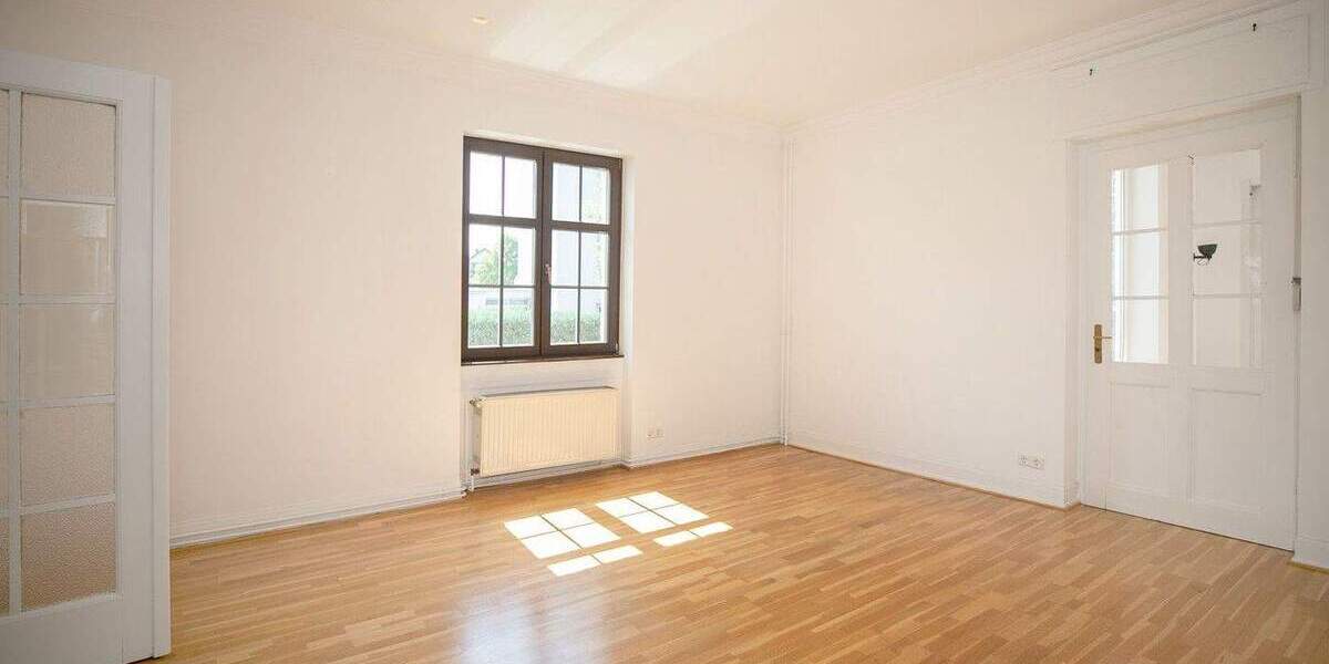 Einfamilienhaus Langen - 8 Zimmer, 190 m&sup2;, 849.000&euro; | Angebot:25688995