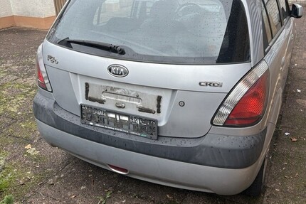 Kia Rio 180.000 km 1.300 &euro; Hainburg 63512