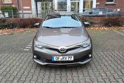 Toyota Auris 34.000 km 10.800 &euro; Frankfurt 60318