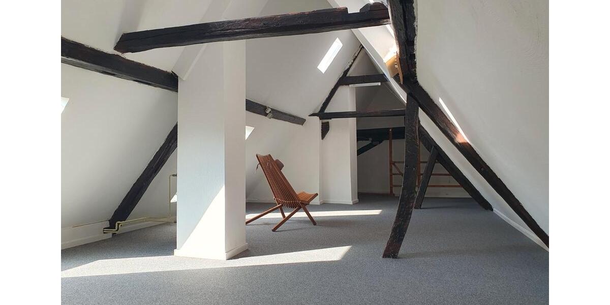 Etagenwohnung Steinbach (Taunus) - 5.5 Zimmer, 130 m&sup2;, 439.000&euro; | Angebot:27528520