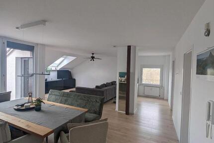 Wohnung Friedberg (Hessen) - 3 Zimmer, 91 m&sup2;, 325.000&euro; | Angebot:25902620