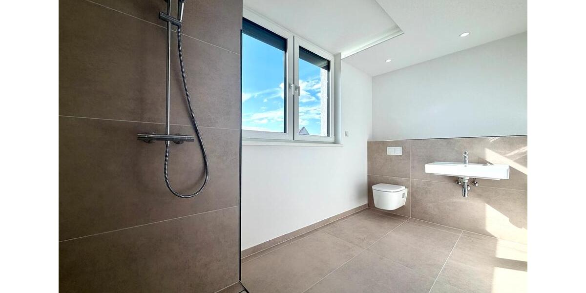 Doppelhaushälfte Reichelsheim (Wetterau) - 5.5 Zimmer, 180 m&sup2;, 2.270&euro; | Angebot:27618243