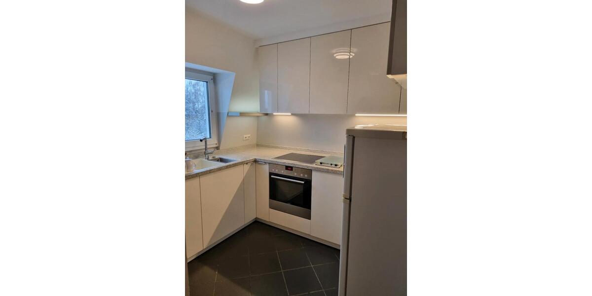 Dachgeschoßwohnung Frankfurt am Main Nord-West - 3 Zimmer, 62 m&sup2;, 360.000&euro; | Angebot:26056323