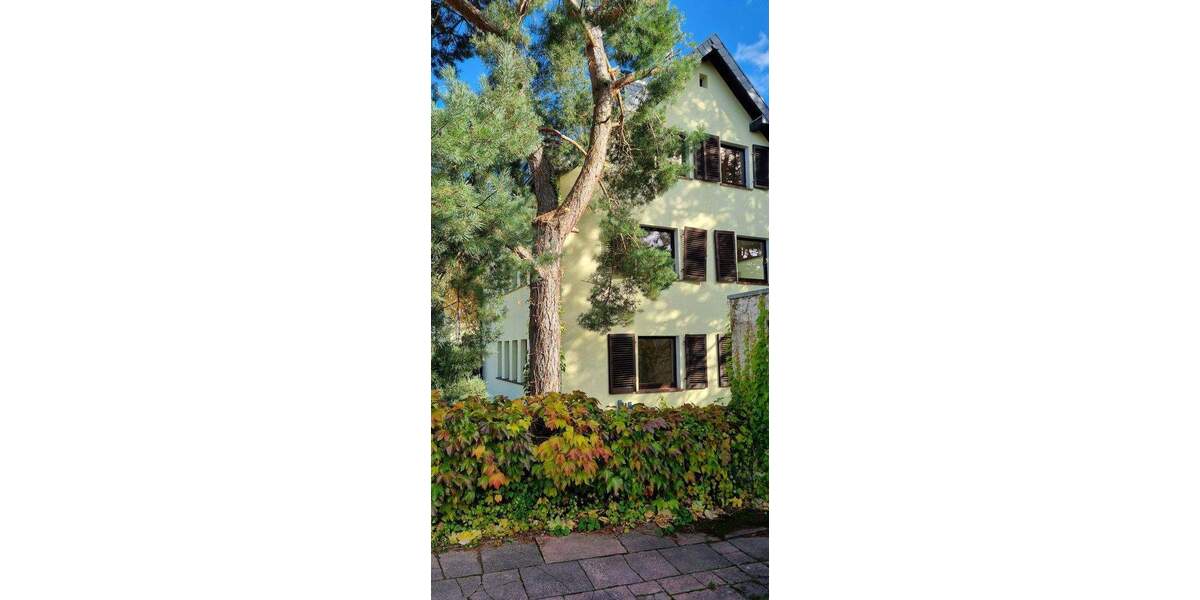 Einfamilienhaus Kronberg im Taunus Kronberg - 1 Zimmer, 200 m&sup2;, 1.100.000&euro; | Angebot:25712019