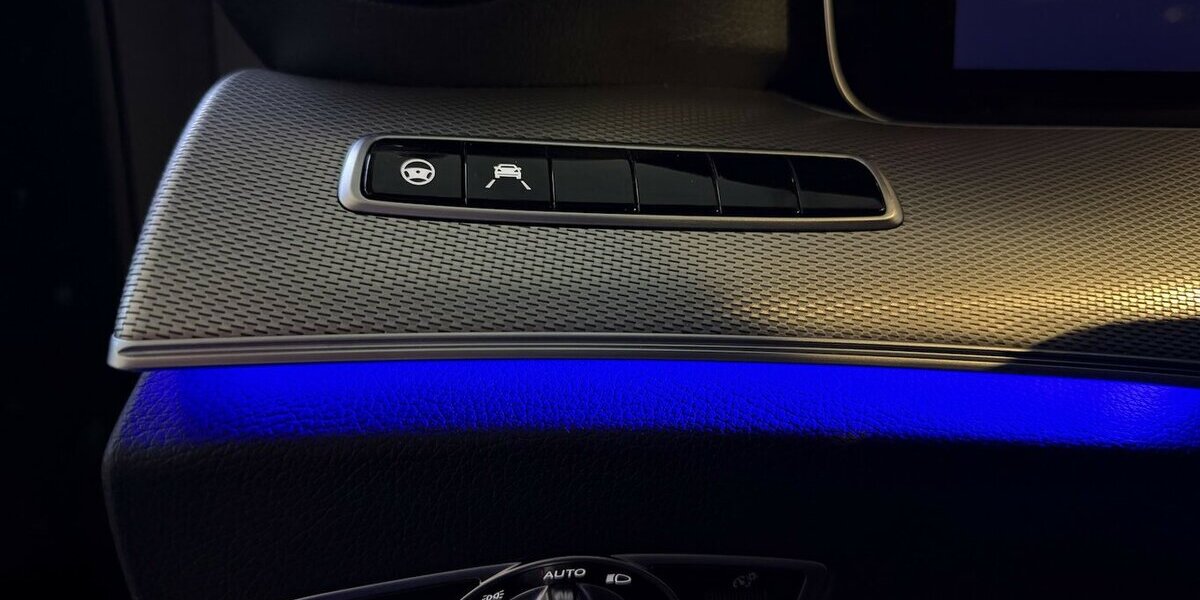 Mercedes-Benz E 400 d Kombi 4Matic Leder/Panorama/LED 155.900 km 26.900 &euro; Dreieich 63303