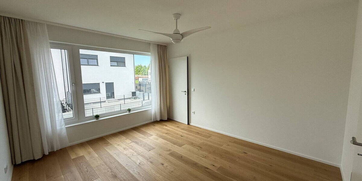 Doppelhaushälfte Bad Homburg Ober-Erlenbach - 6 Zimmer, 185 m&sup2;, 3.850&euro; | Angebot:26483764