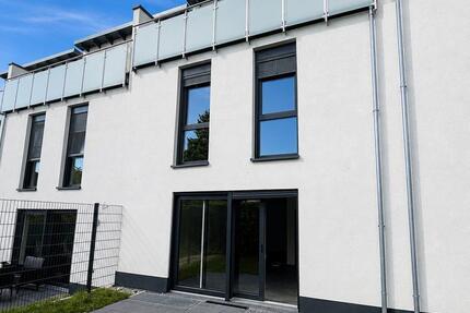 Haus Rodenbach - 6 Zimmer, 220 m&sup2;, 650.000&euro; | Angebot:27528161