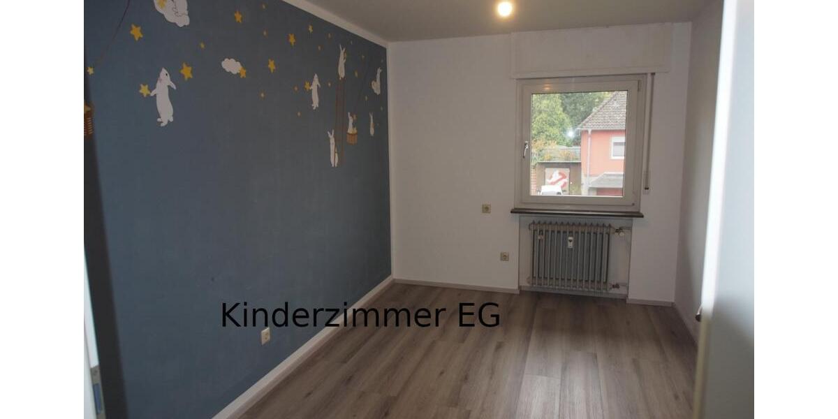 Einfamilienhaus Büdingen - 9 Zimmer, 173 m&sup2;, 499.000&euro; | Angebot:25806648