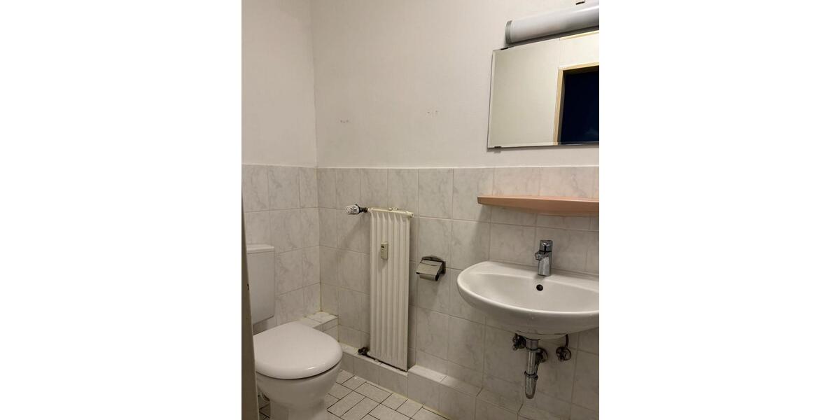 Etagenwohnung Hanau Großauheim - 2 Zimmer, 85 m&sup2;, 1.150&euro; | Angebot:25891841