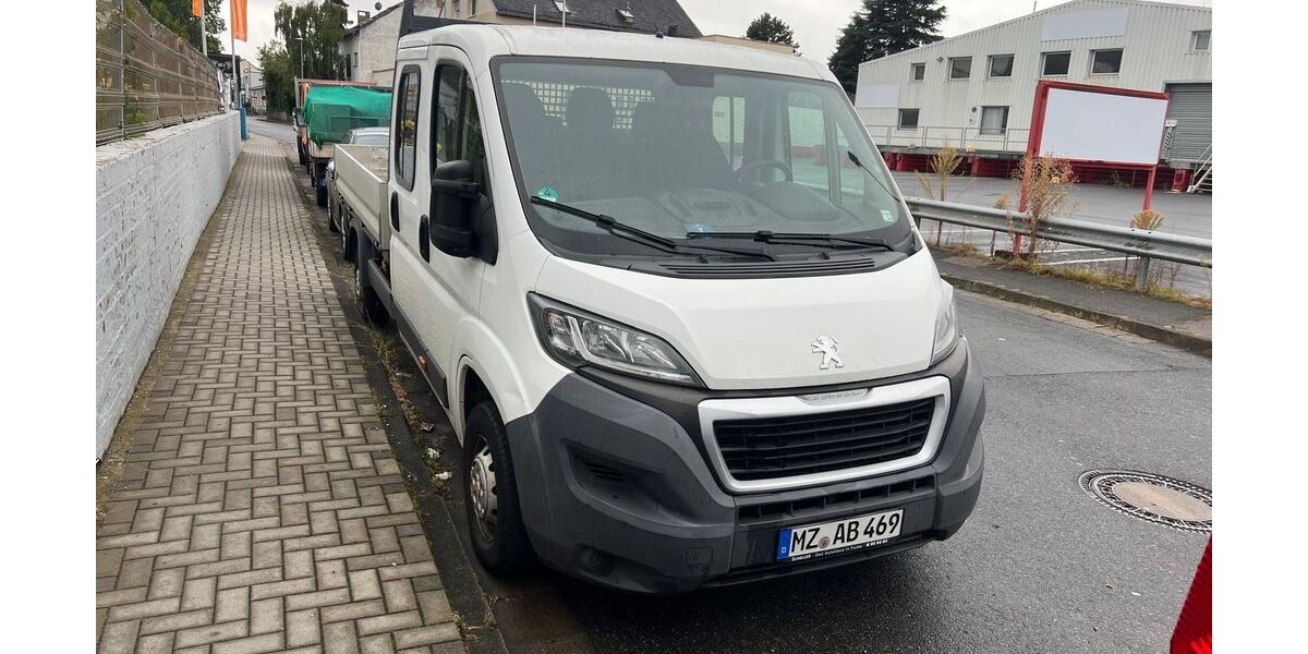 Peugeot Boxer 151.000 km 13.000 &euro; Frankfurt 65933