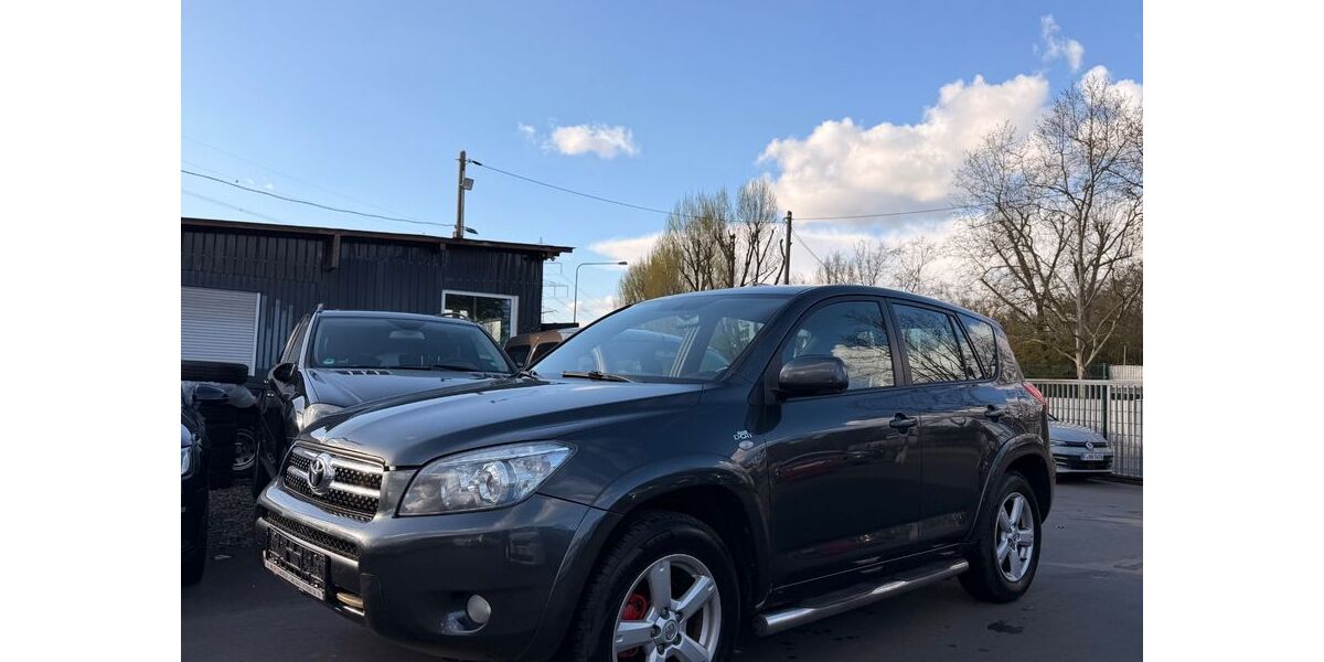 Toyota RAV 4 122.300 km 5.999 &euro; Frankfurt am Main 60486