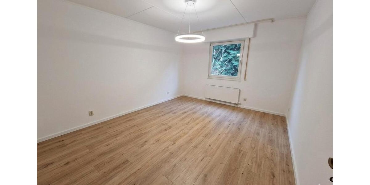 Bungalow Echzell - 5 Zimmer, 150 m&sup2;, 1.250&euro; | Angebot:26448703
