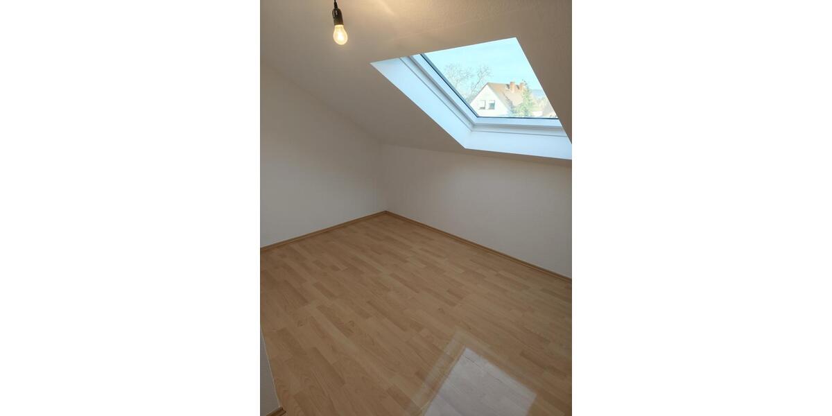 Dachgeschoßwohnung Seligenstadt - 3.5 Zimmer, 85 m&sup2;, 1.000&euro; | Angebot:25086646