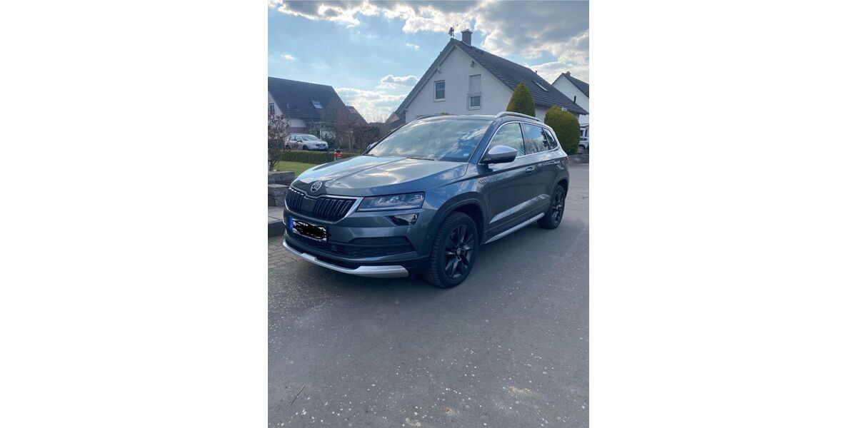 Skoda Karoq 109.000 km 21.499 &euro; Echzell 61209