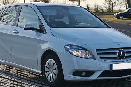 Mercedes-Benz B 180 320.300 km 4.400 &euro; Büdingen 63654