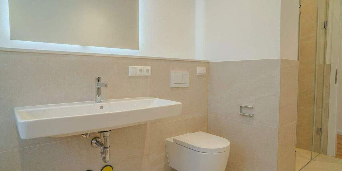 Etagenwohnung Frankfurt am Main Hausen - 4 Zimmer, 145 m&sup2;, 3.625&euro; | Angebot:25736904