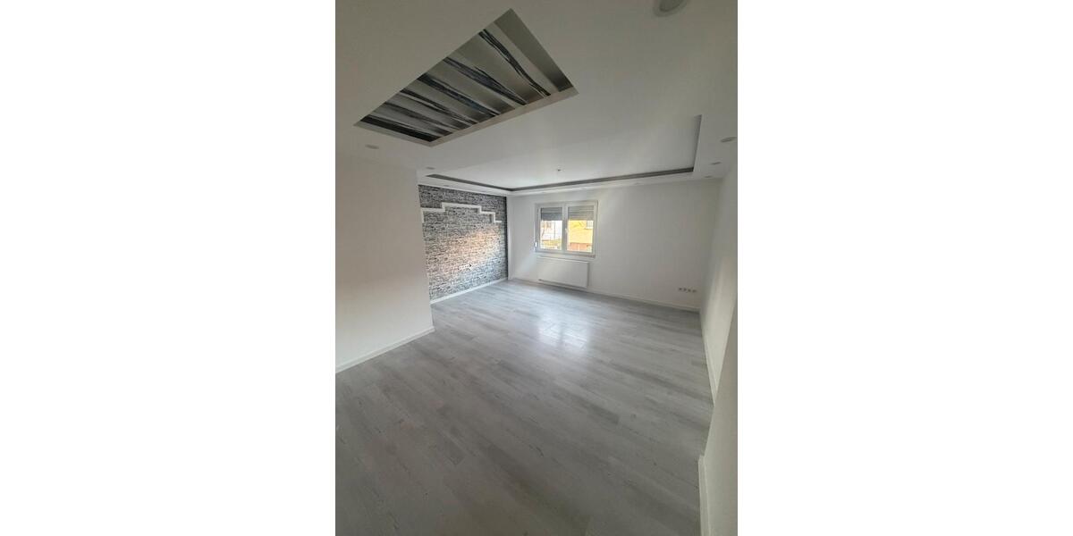 Reihenhaus Ronneburg - 4 Zimmer, 152 m&sup2;, 1.900&euro; | Angebot:25367731