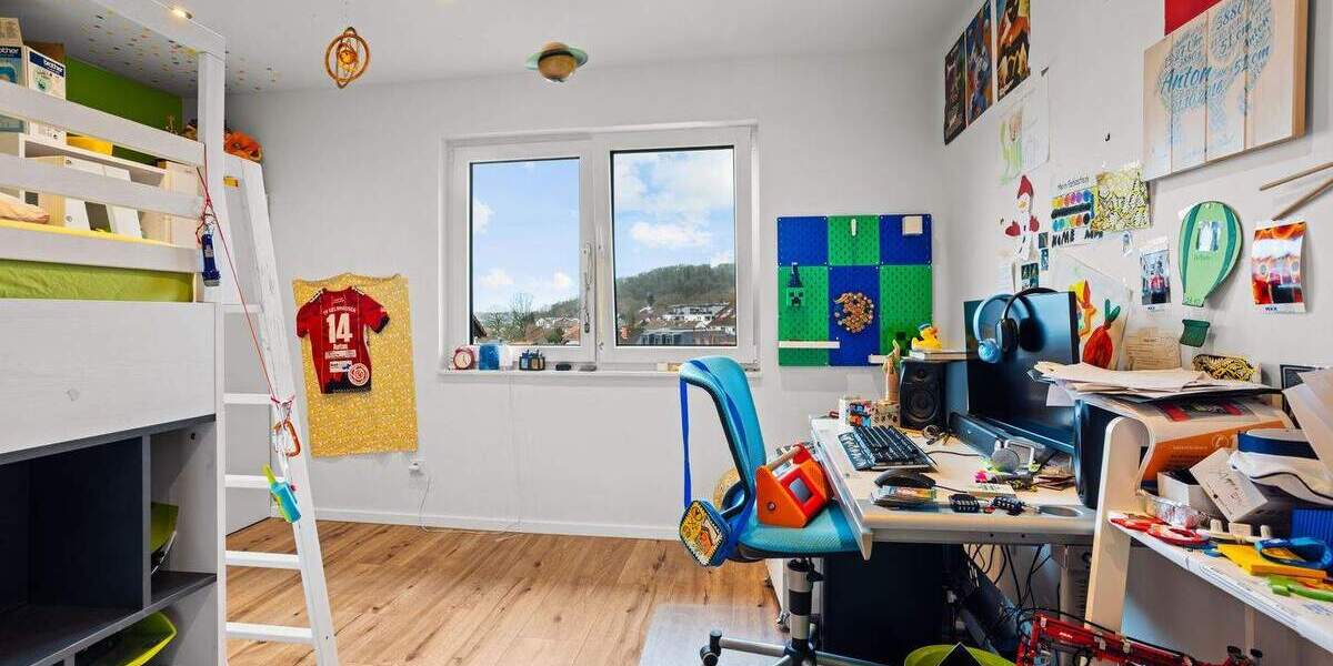 Einfamilienhaus Gelnhausen - 6 Zimmer, 196 m&sup2;, 875.000&euro; | Angebot:25685338