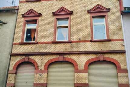 Haus Frankfurt Fechenheim - 12 Zimmer, 398 m&sup2;, 889.000&euro; | Angebot:25412546