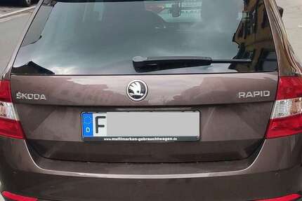Skoda Rapid/Spaceback 160.000 km 4.900 &euro; Frankfurt 65934