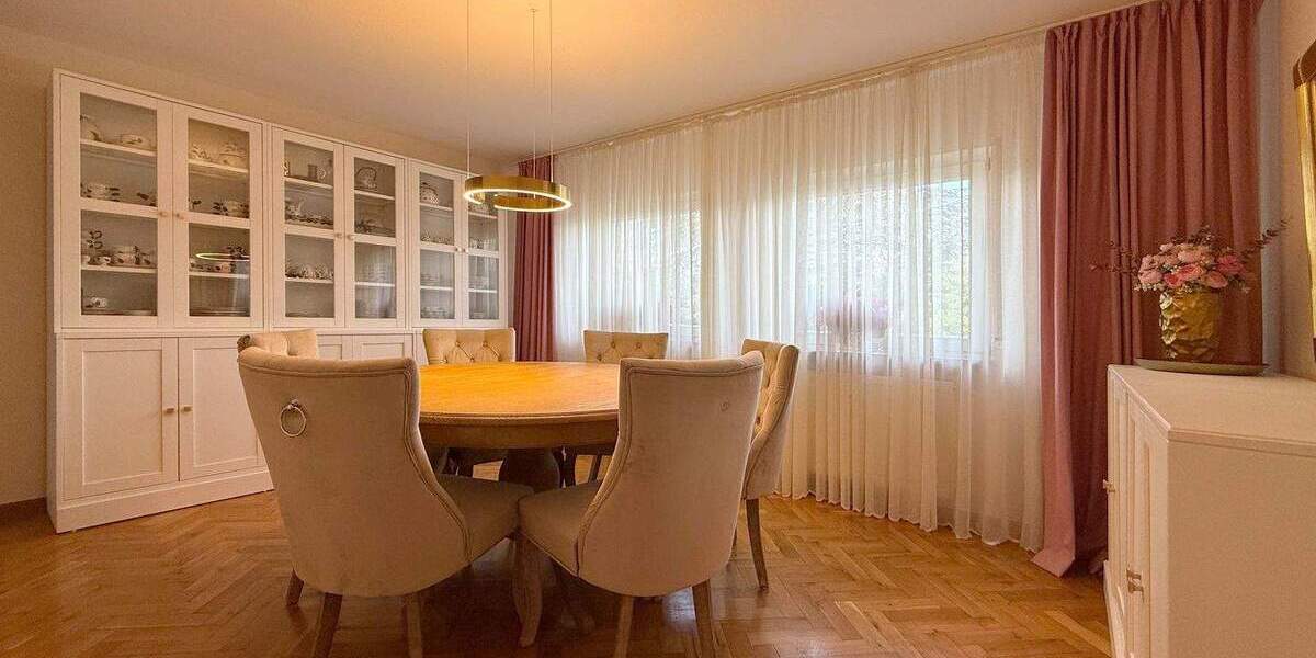 Etagenwohnung Rosbach vor der Höhe Nieder-Rosbach - 6 Zimmer, 162 m&sup2;, 398.000&euro; | Angebot:25676827