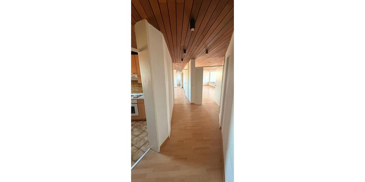 Etagenwohnung Bad Homburg vor der Höhe Gonzenheim - 3 Zimmer, 88 m&sup2;, 1.350&euro; | Angebot:25415160