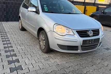 VW Polo 188.000 km 699 &euro; Frankfurt am main 60386