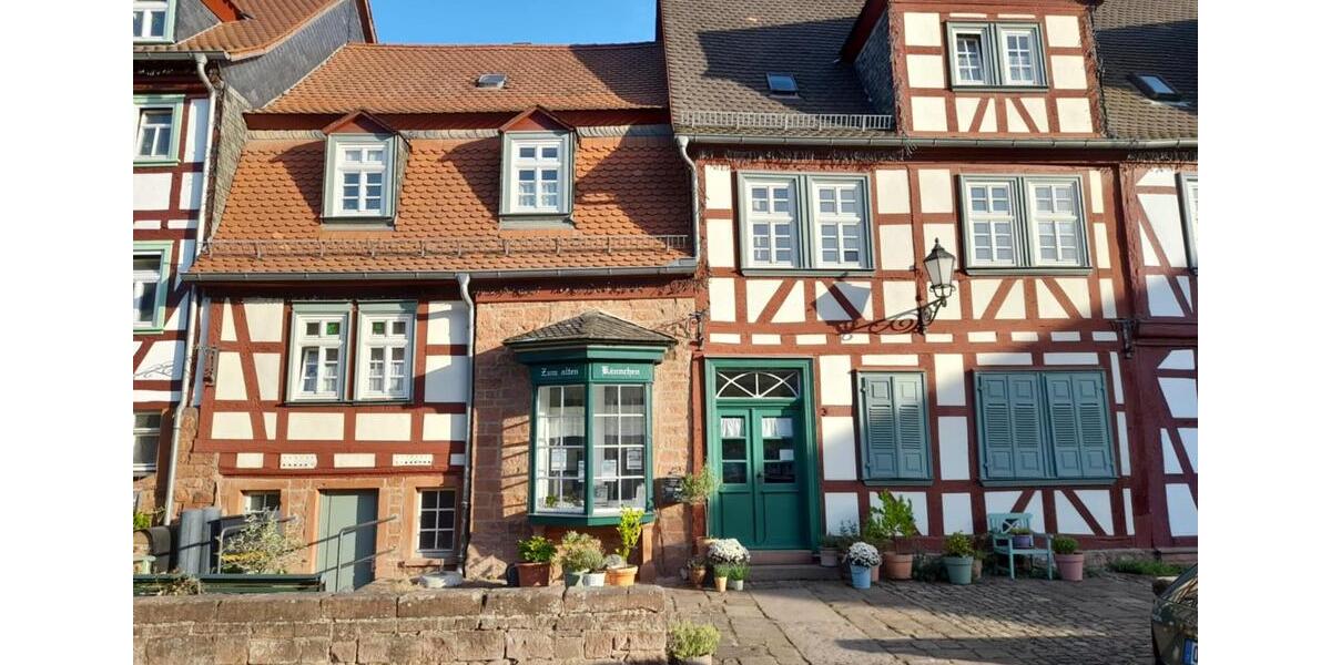 Einfamilienhaus Büdingen - 8 Zimmer, 174 m&sup2;, 375.000&euro; | Angebot:25394715