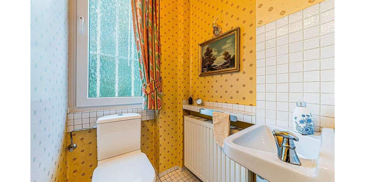 Etagenwohnung Frankfurt am Main Niederursel - 3 Zimmer, 120 m&sup2;, 2.100&euro; | Angebot:25768511