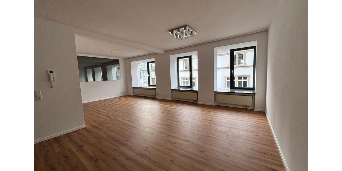 Etagenwohnung Frankfurt am Main Innenstadt - 3 Zimmer, 116 m&sup2;, 2.390&euro; | Angebot:24871437