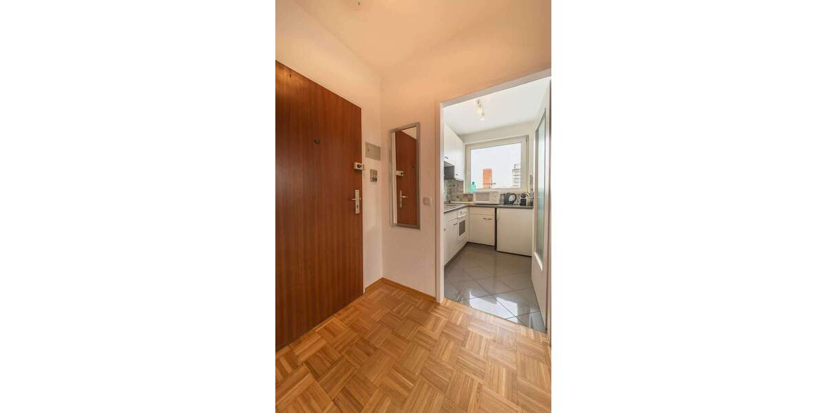 Etagenwohnung Frankfurt am Main Westend-Süd - 2 Zimmer, 45 m&sup2;, 1.820&euro; | Angebot:25663717