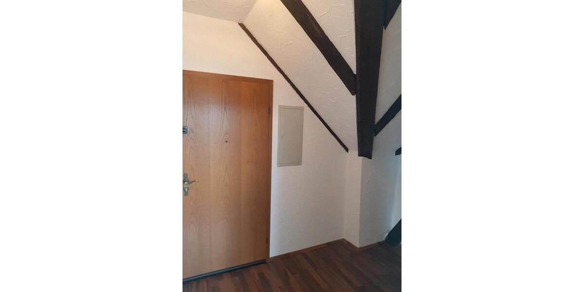 Dachgeschoßwohnung Bad Homburg vor der Höhe Gonzenheim - 1 Zimmer, 45 m&sup2;, 560&euro; | Angebot:25782749