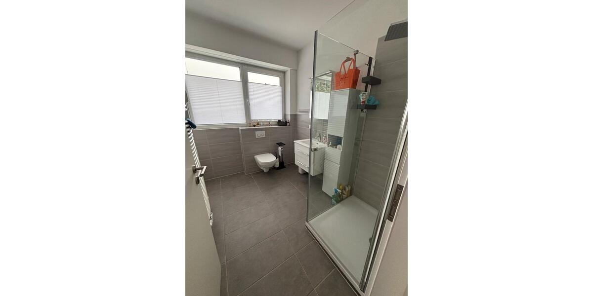 Dachgeschoßwohnung Oberursel (Taunus) - 2.5 Zimmer, 70 m&sup2;, 1.500&euro; | Angebot:25718520