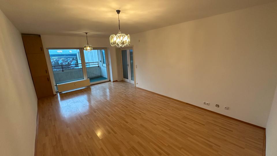 Etagenwohnung Rodgau - 3 Zimmer, 77 m&sup2;, 189.000&euro; | Angebot:26397579