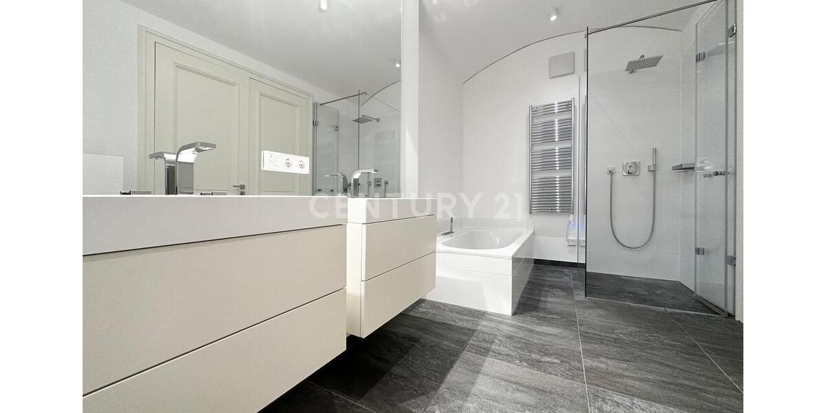 Maisonettenwohnung Frankfurt am Main Westend Süd - 3.5 Zimmer, 138 m&sup2;, 4.000&euro; | Angebot:25886621