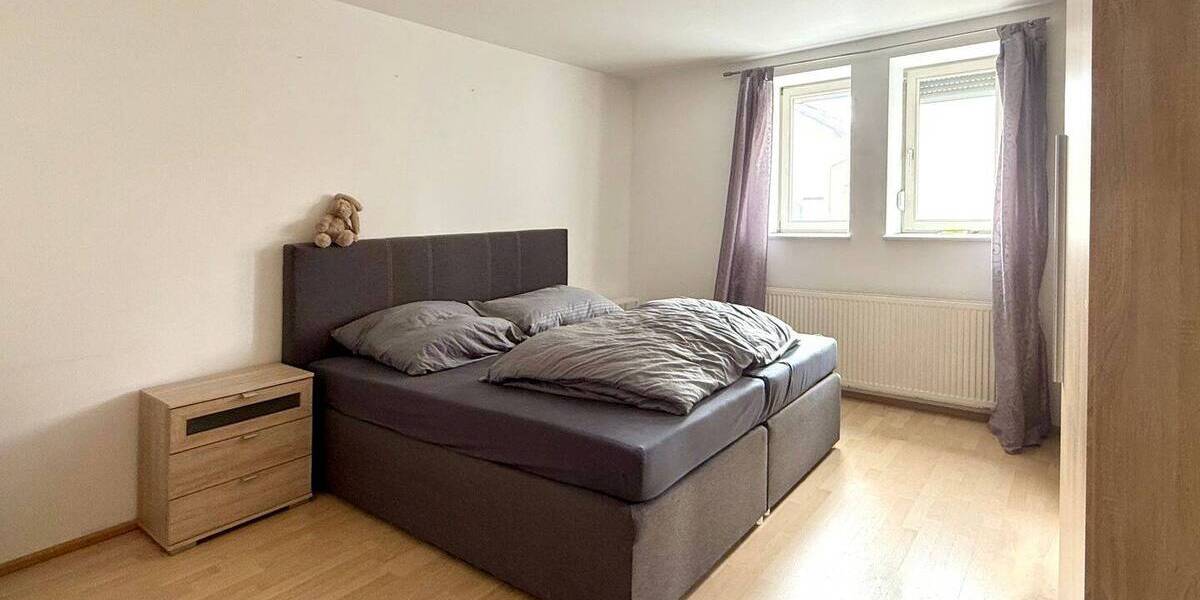 Mehrfamilienhaus, Wohnhaus Gründau Mittel-Gründau - 6 Zimmer, 204 m&sup2;, 449.000&euro; | Angebot:25664653