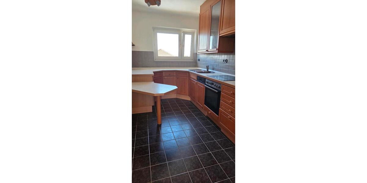 Etagenwohnung Frankfurt am Main Niederrad - 3 Zimmer, 100 m&sup2;, 1.580&euro; | Angebot:27618641