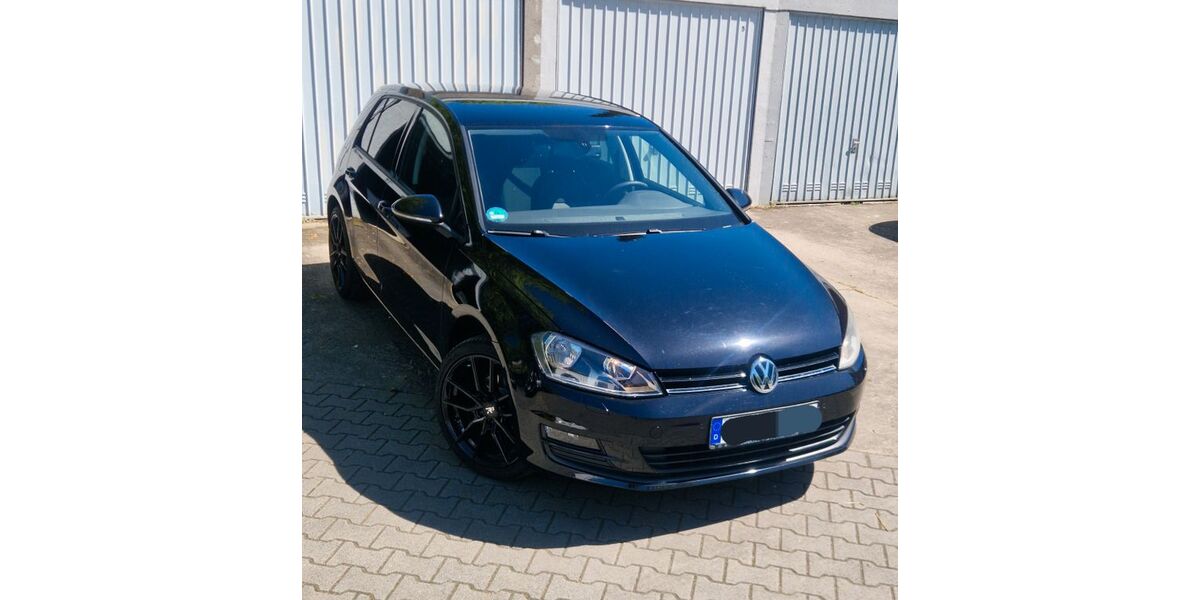 VW Golf 82.000 km 11.999 &euro; Frankfurt a.M 60439