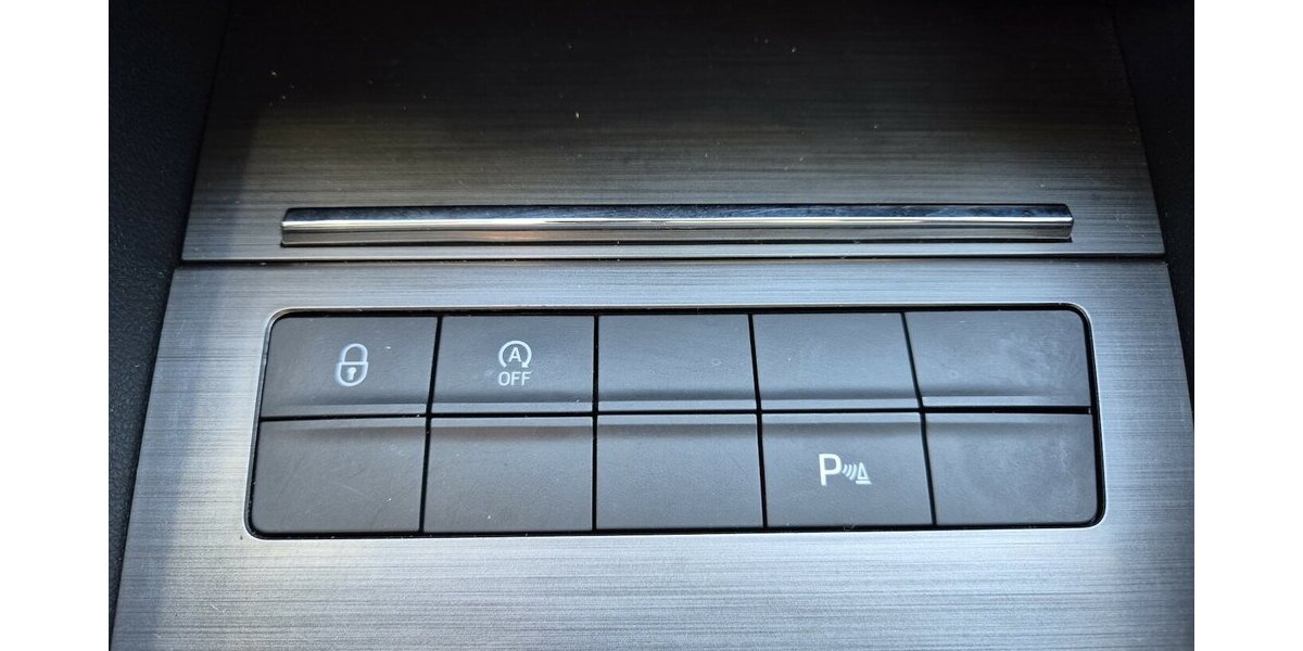 Skoda Octavia 1,5 TSI Soleil DSG, Klimaauto., PDC 96.715 km 15.390 &euro; Rodgau 63110