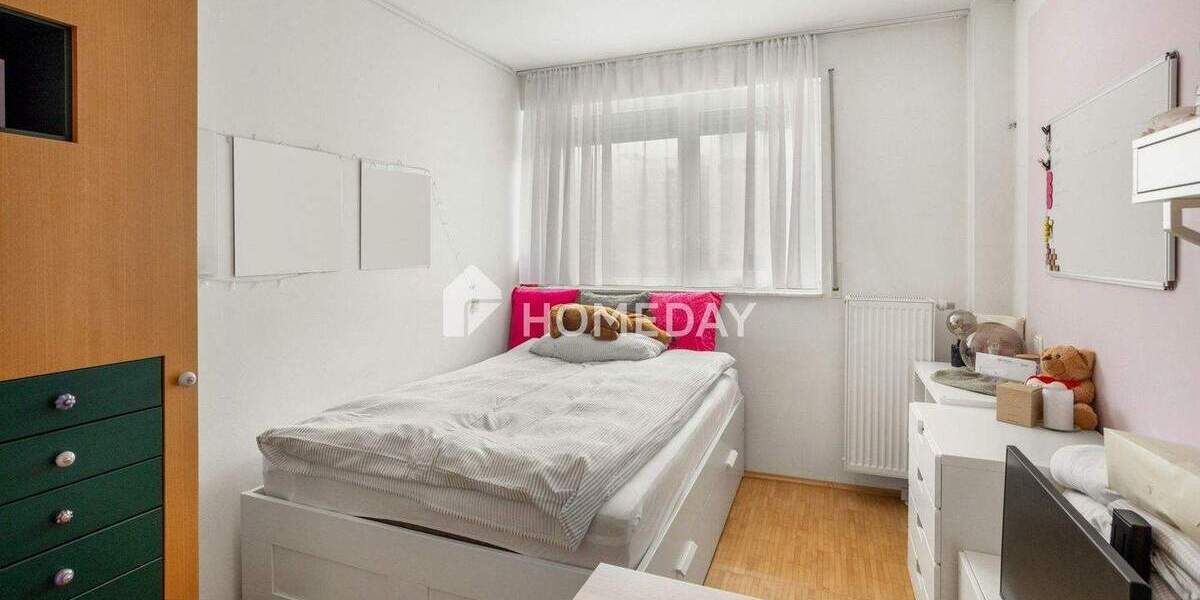 Reihenmittelhaus Frankfurt am Main Niederursel - 6 Zimmer, 166 m&sup2;, 989.000&euro; | Angebot:25708480