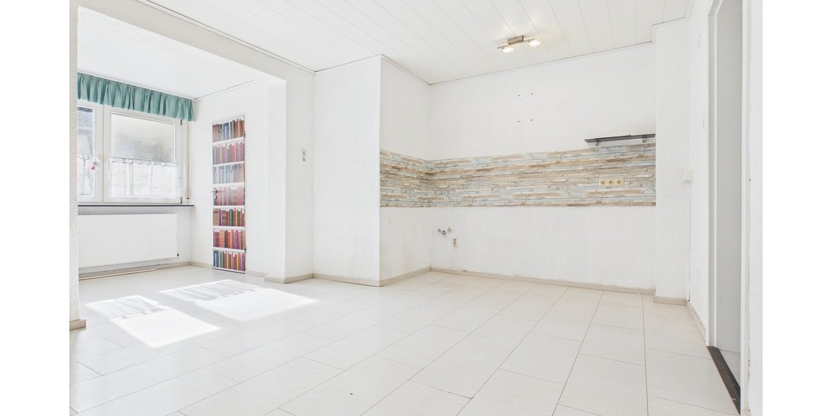 Doppelhaushälfte mit Garten und Nebengebäude – flexibel nutzbar für Familien - Doppelhaushälfte Rodgau | Angebot:25853370